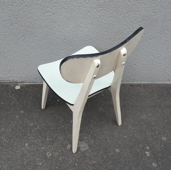 Chaise en formica vert d'eau