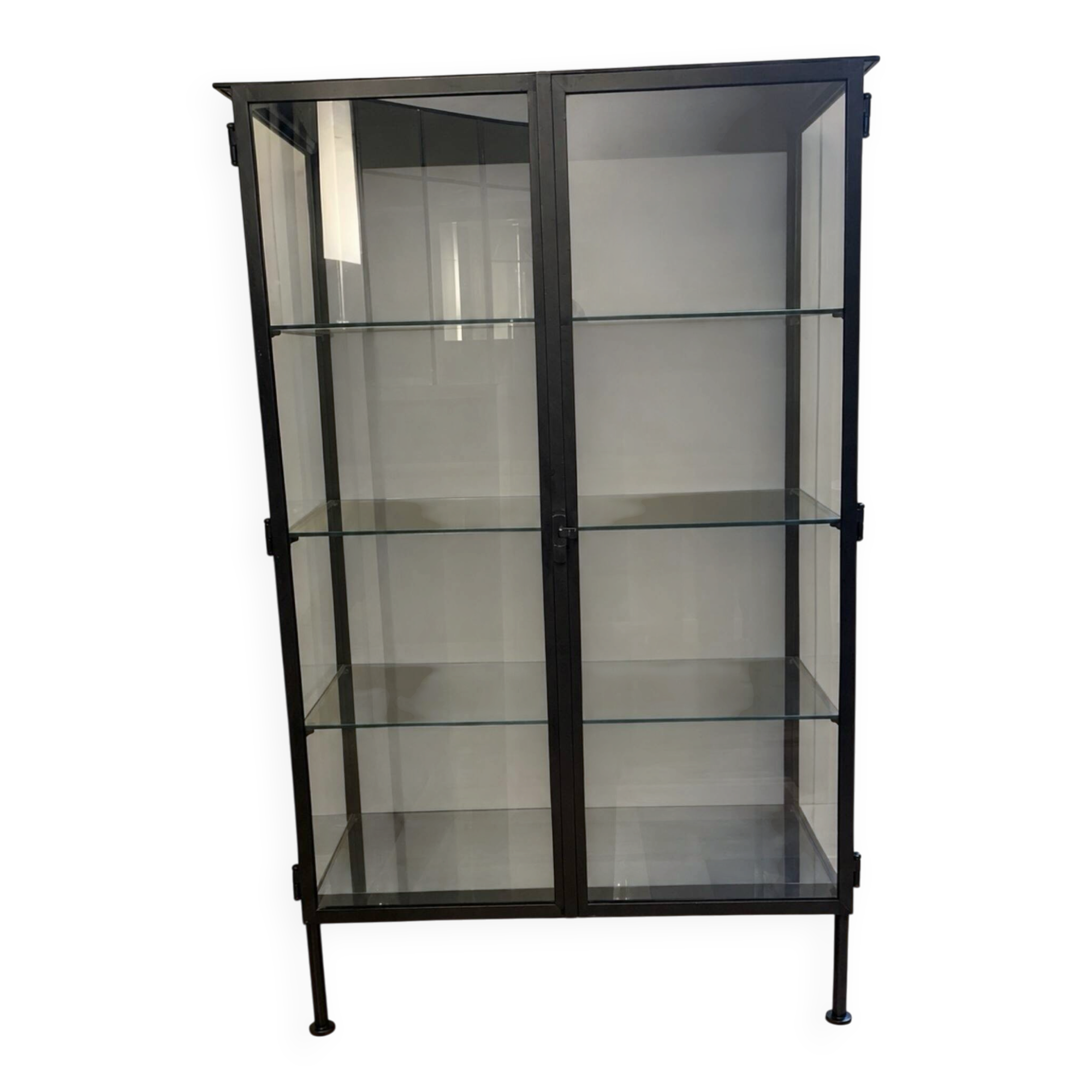 Showcase The Conrad Shop