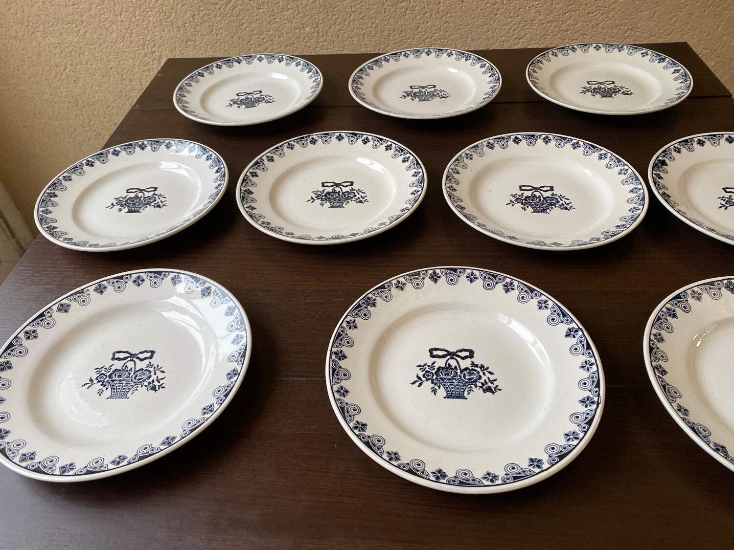 Service of 10 flat ceramic plates St Amand Marie-Rose vintage 20s/30s