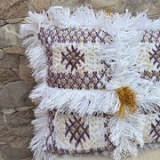 Berber kilim cushion cover: Moroccan wool cushion