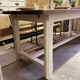 Farm table