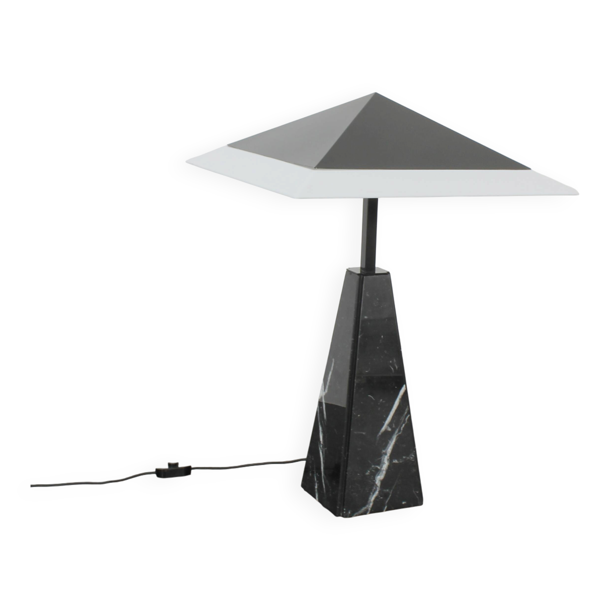 “Abat Jour” lamp by Cini Boeri / Arteluce