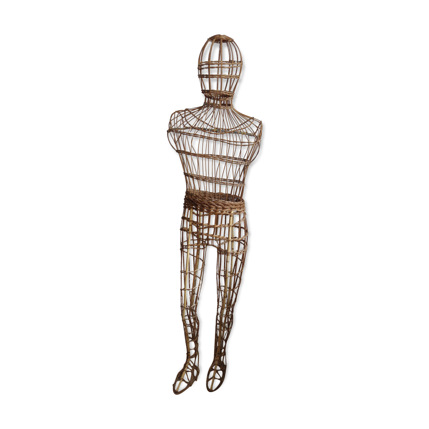 Model wicker man rattan
