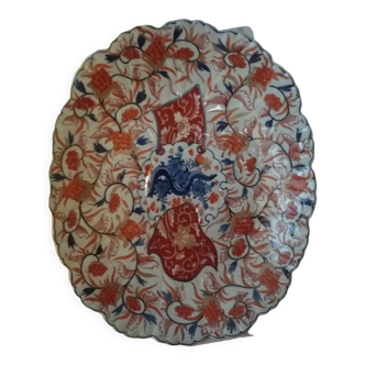 Plat ancien en porcelaine d'imari