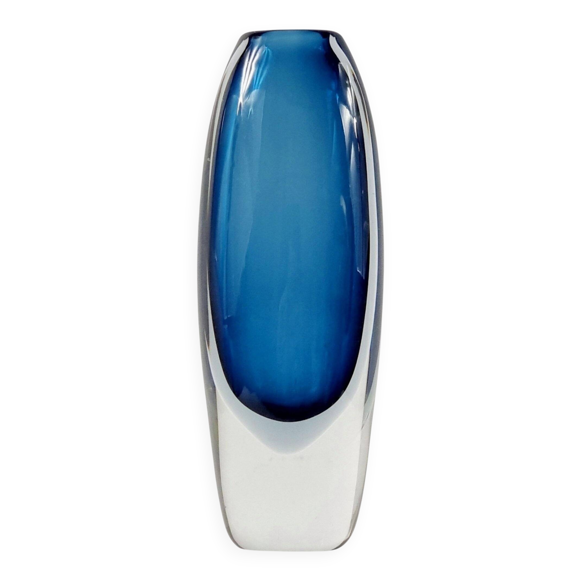 Signed Large Scandinavian Glass Vase by Vicke Lindstrand for Kosta, 1960s