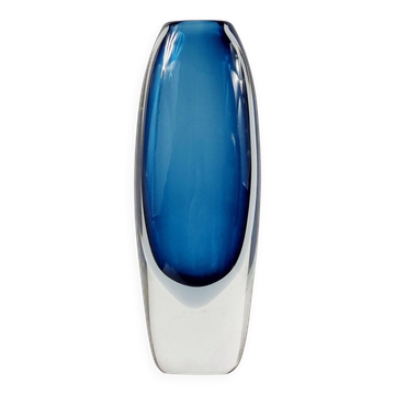 Signed Large Scandinavian Glass Vase by Vicke Lindstrand for Kosta, 1960s
