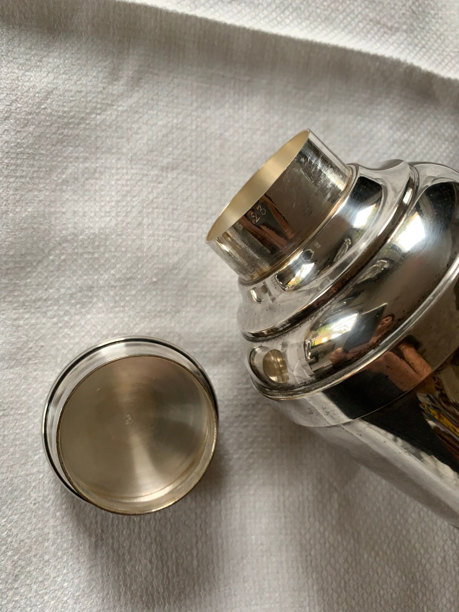 Shaker métal argenté vintage