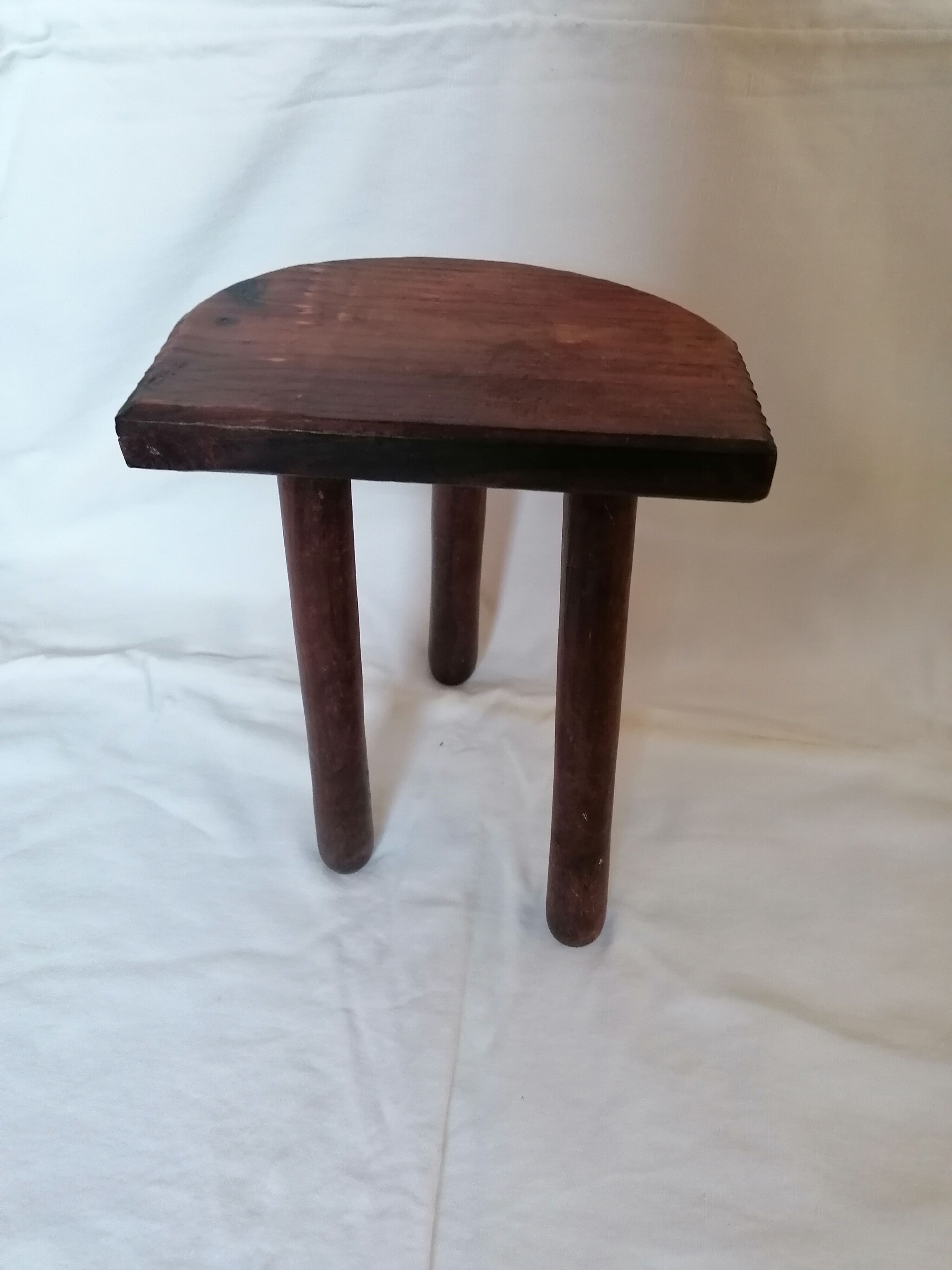 Tripod stool