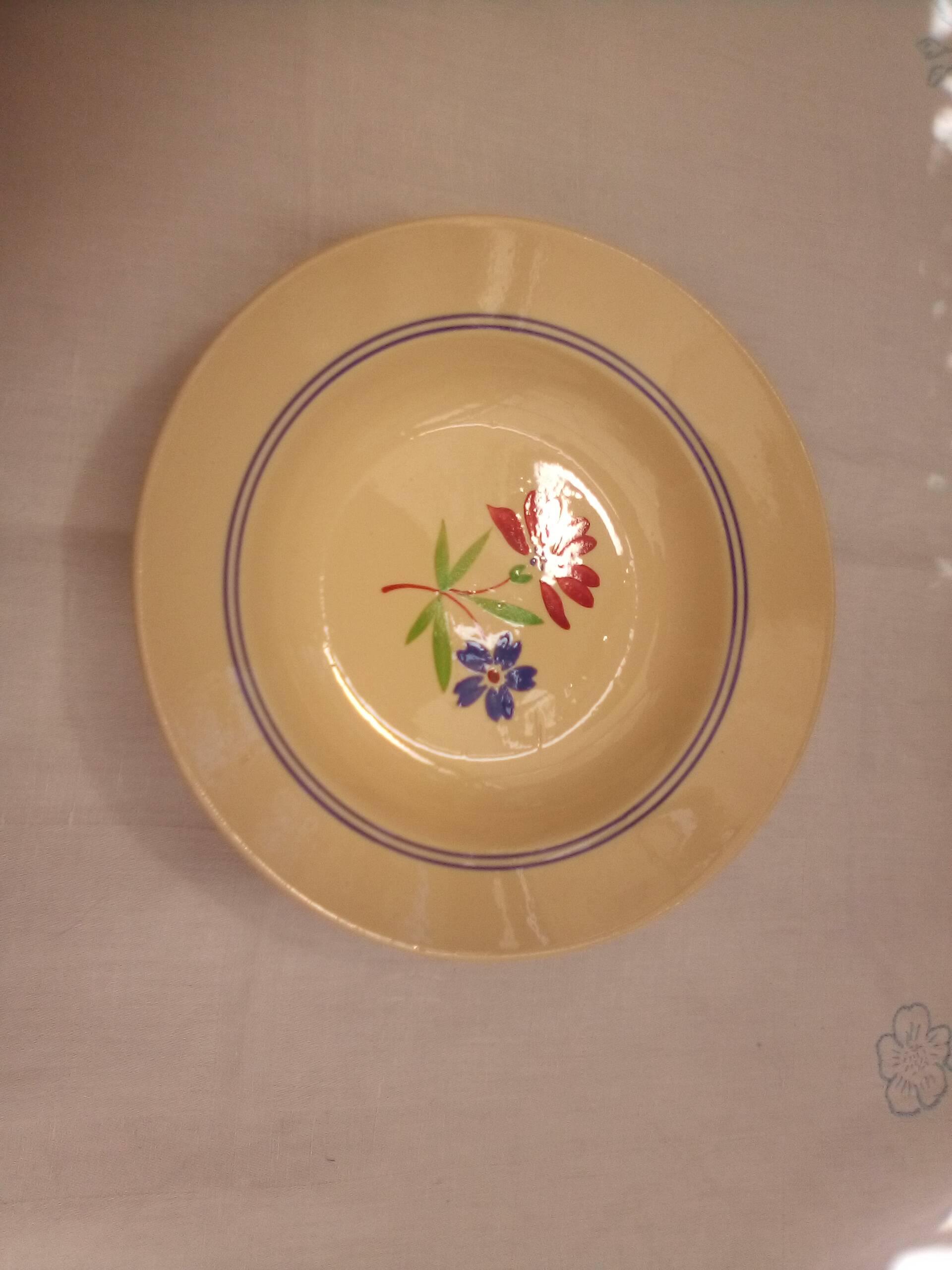6 May soup plates / KG Lunéville