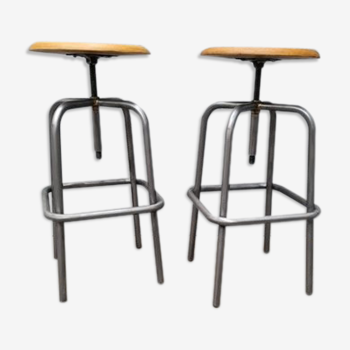 Pair stools adjustable in height metal patina graphite