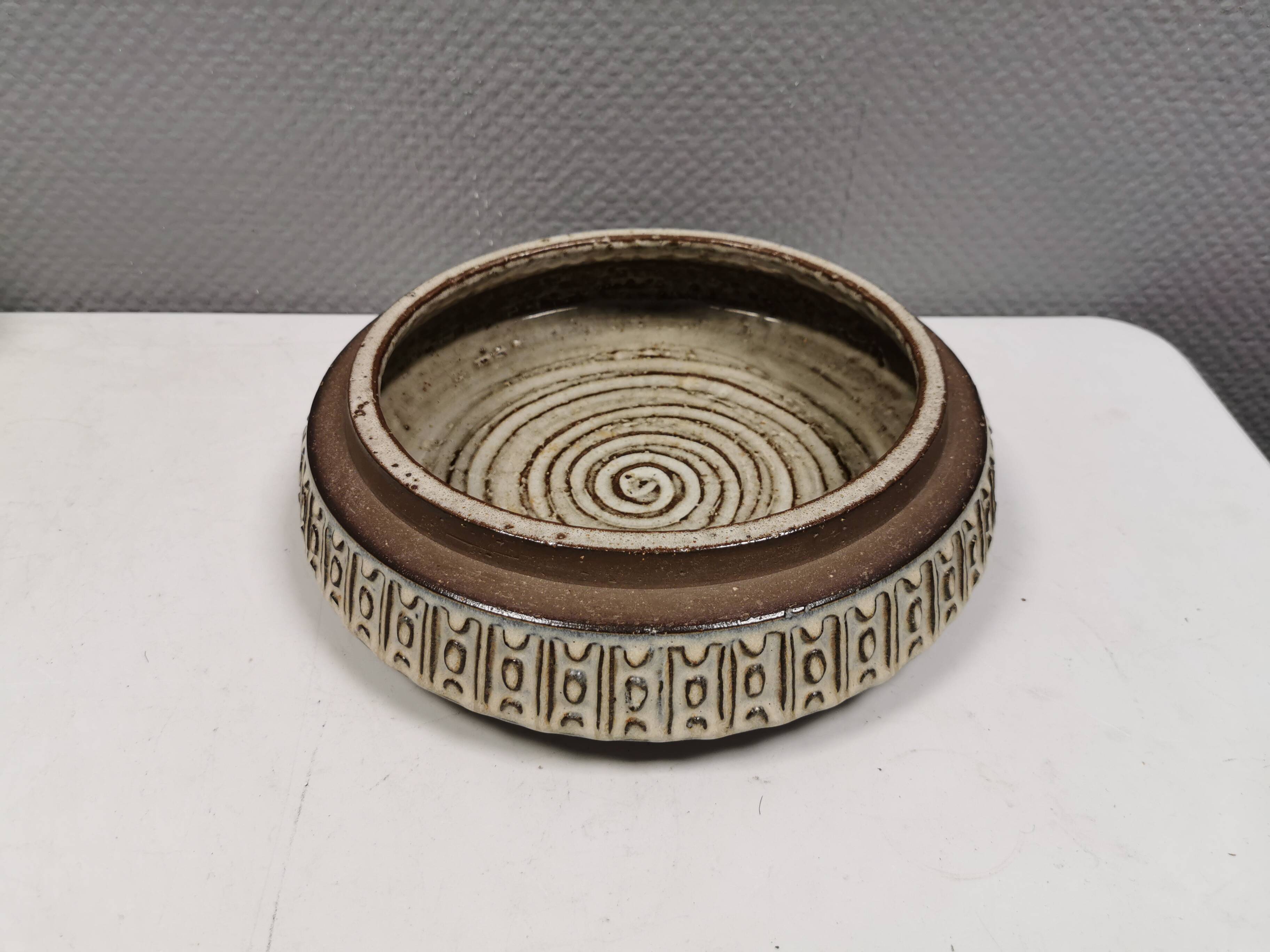 Large dish from Danish Michael Andersen 1970-80s. Stamped (The three fish)