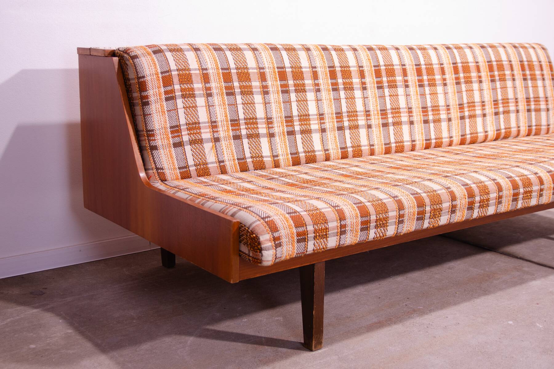 Canapé-lit pliant de style scandinave, années 1970, Tchécoslovaquie