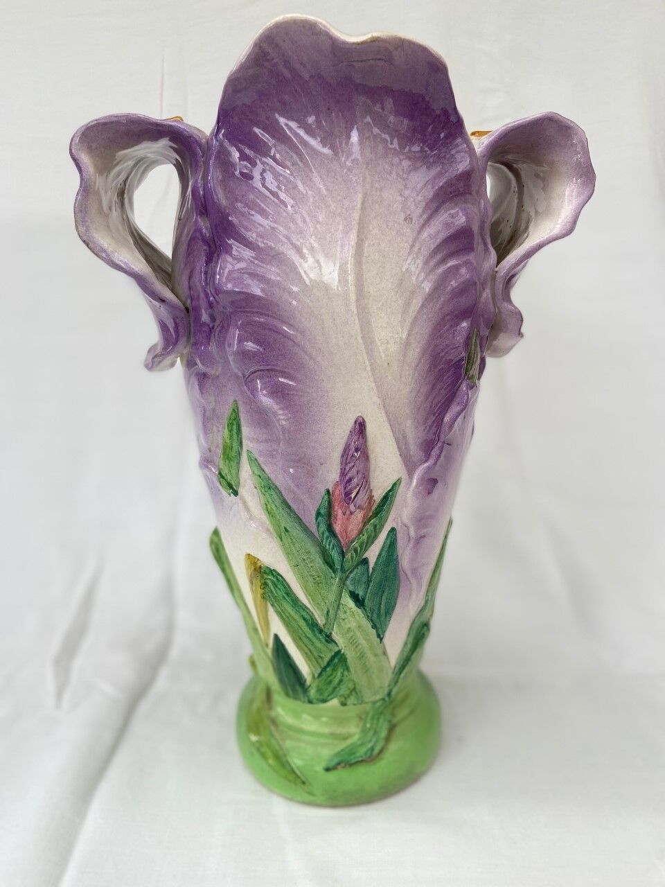 VASE STYLISE IRIS VALLAURIS