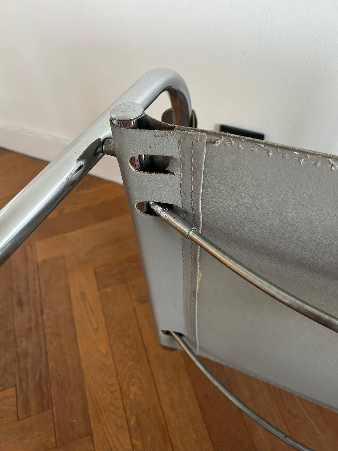 MG5 Grassi style chrome armchair