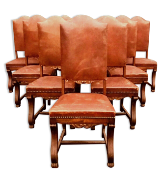 Suite de huit chaises a hauts dossiers de style Renaissance XX siècle