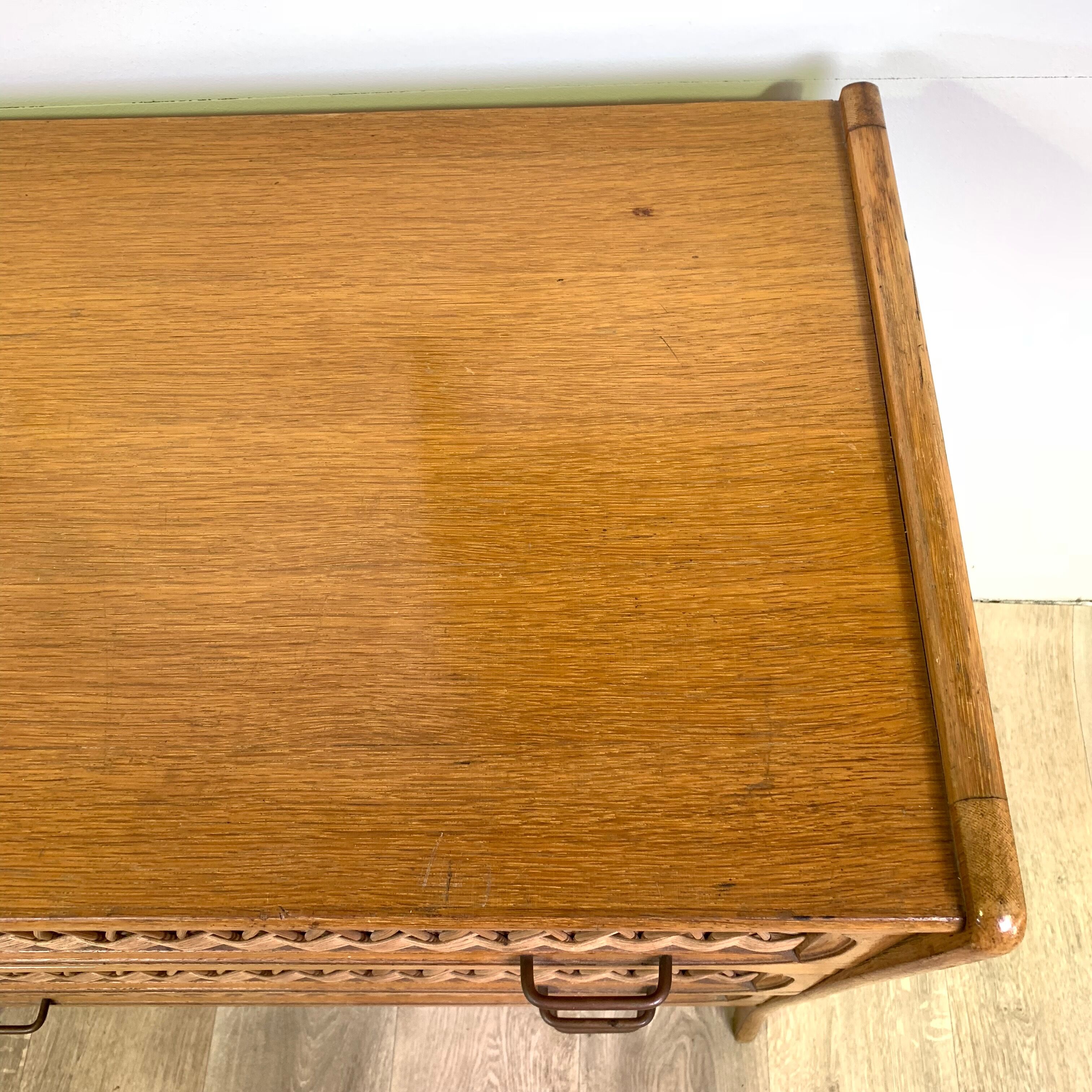 Vintage Wicker chest of drawers