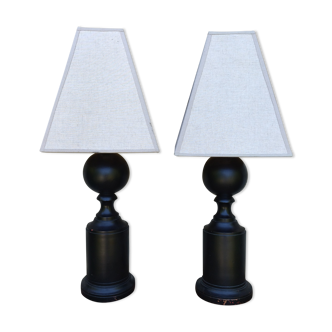 Pair of turned wooden lamps