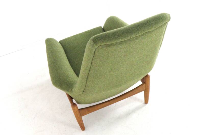 Arnold Madsen & Henry Schubell for Bovenkamp armchair Helge fully restored