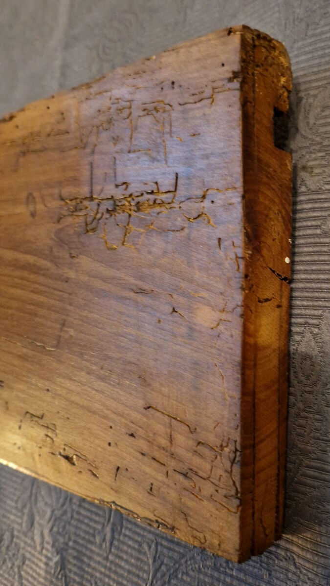 Panelling, ornamental pediment, 19th century.