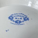 Ancien plat en faïence Sarreguemines