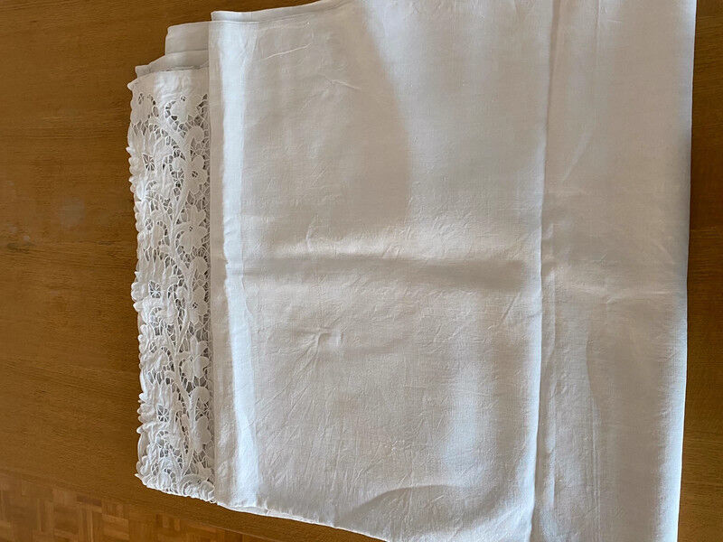 Old sheet very large dimension delicate hand embroidery (single panel)