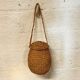 Panier en paille tressée