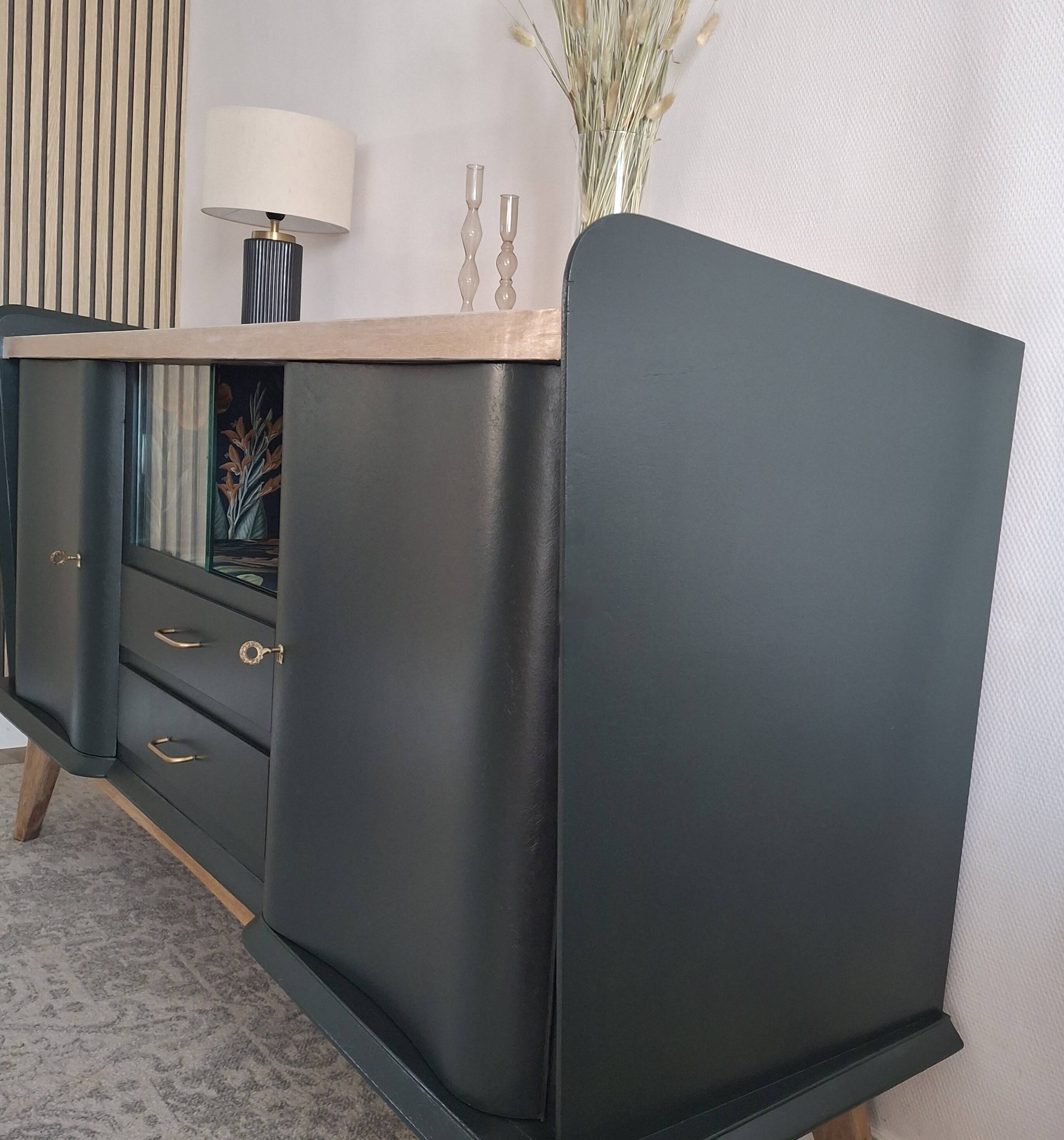 Vintage 60s sideboard