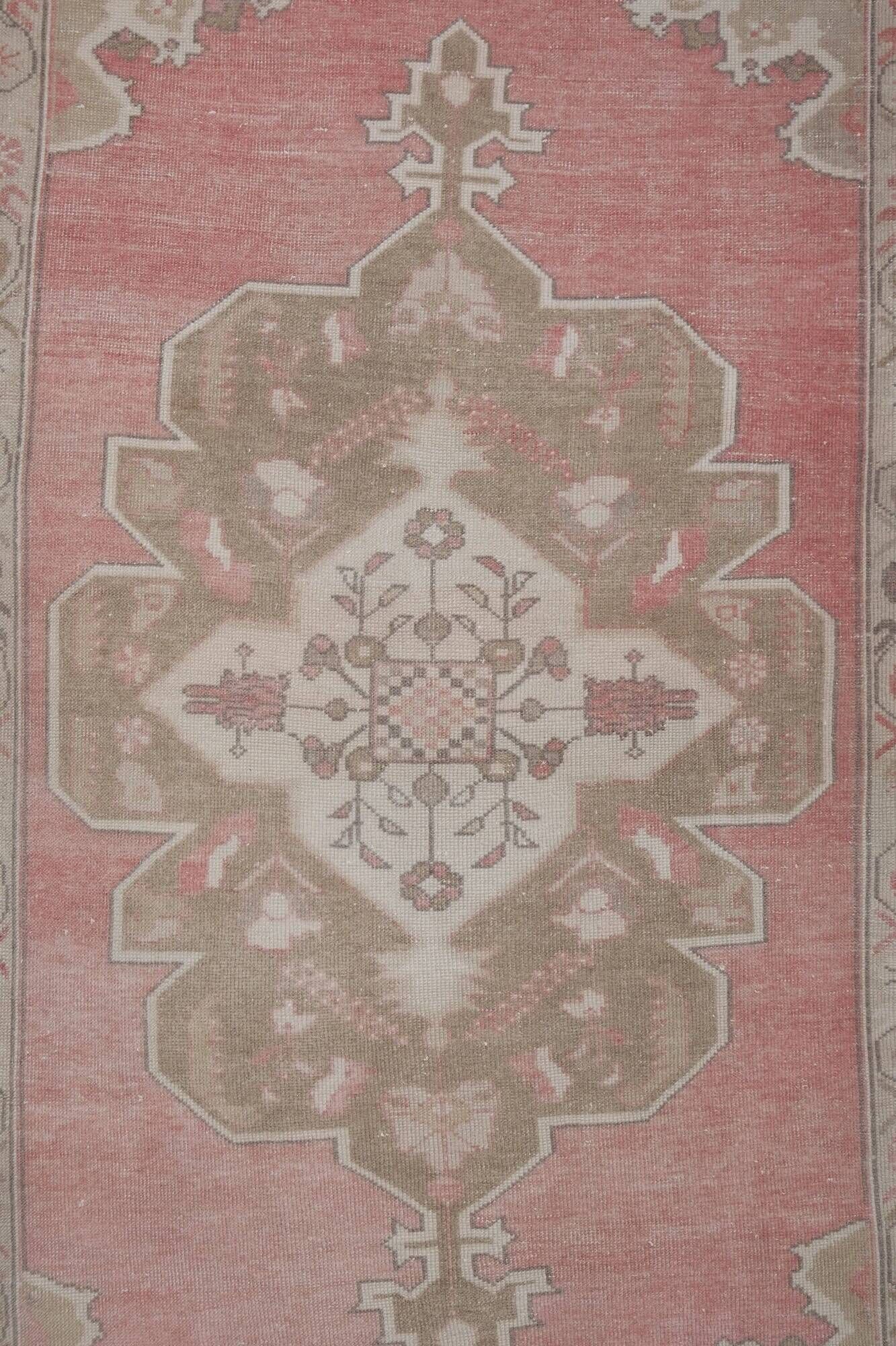 Vintage Turkish Oushak rug 138x246 cm