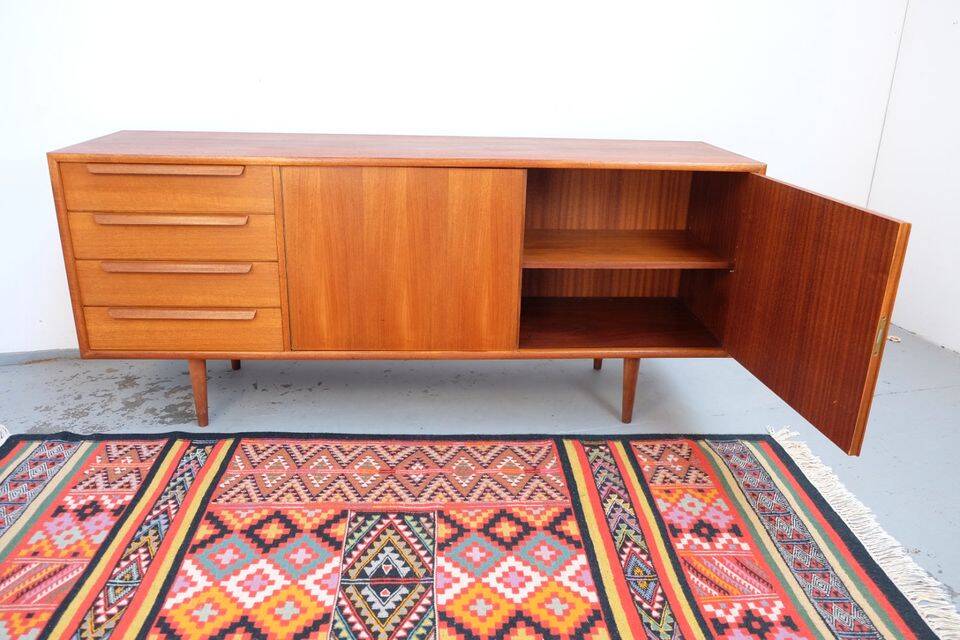 Buffet WK in teak, retro vintage style from the 60s-70s.