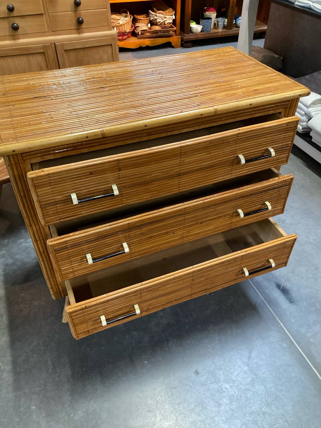 Vintage rattan chest of drawers 1960