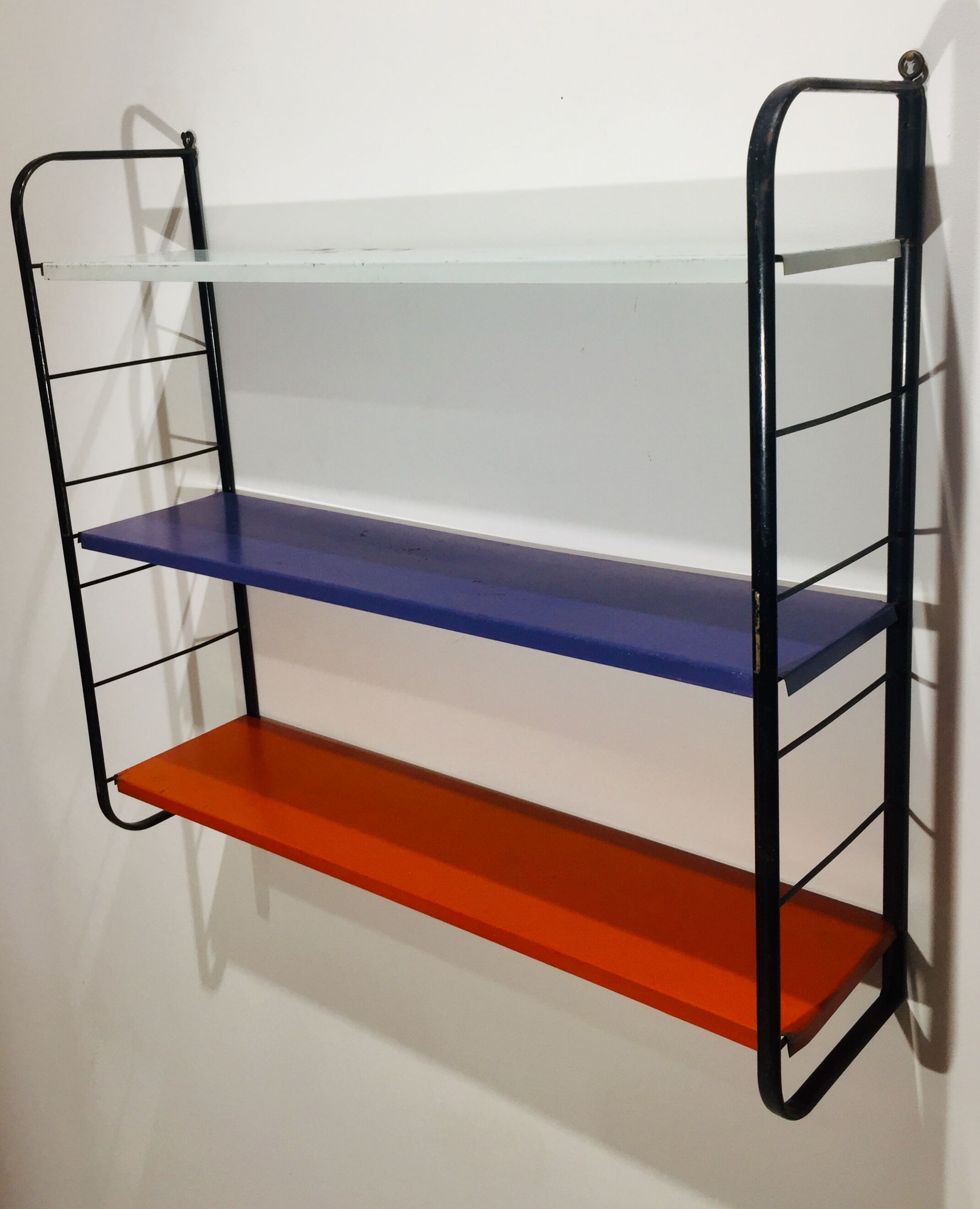 Beautiful metal shelf from the 60s.