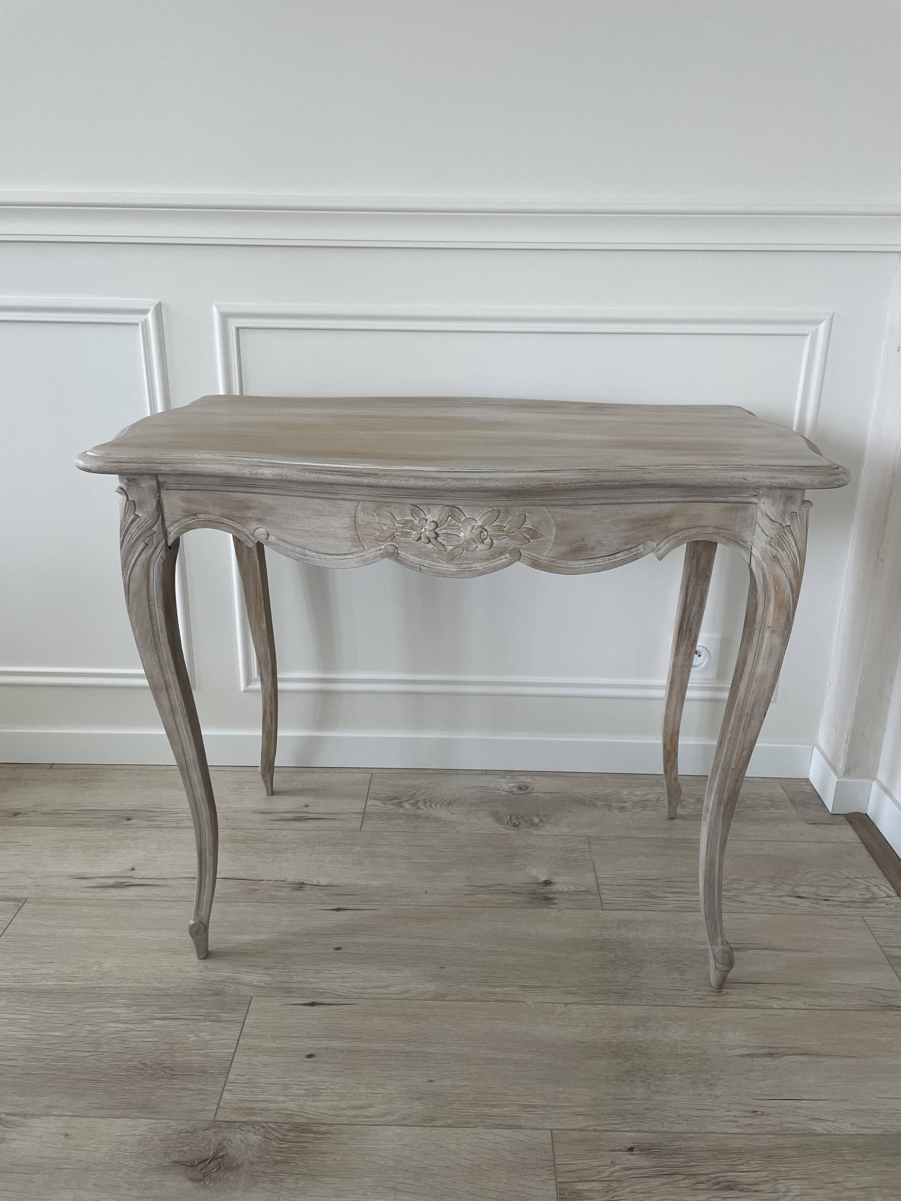 Table/ bureau style Louis XV