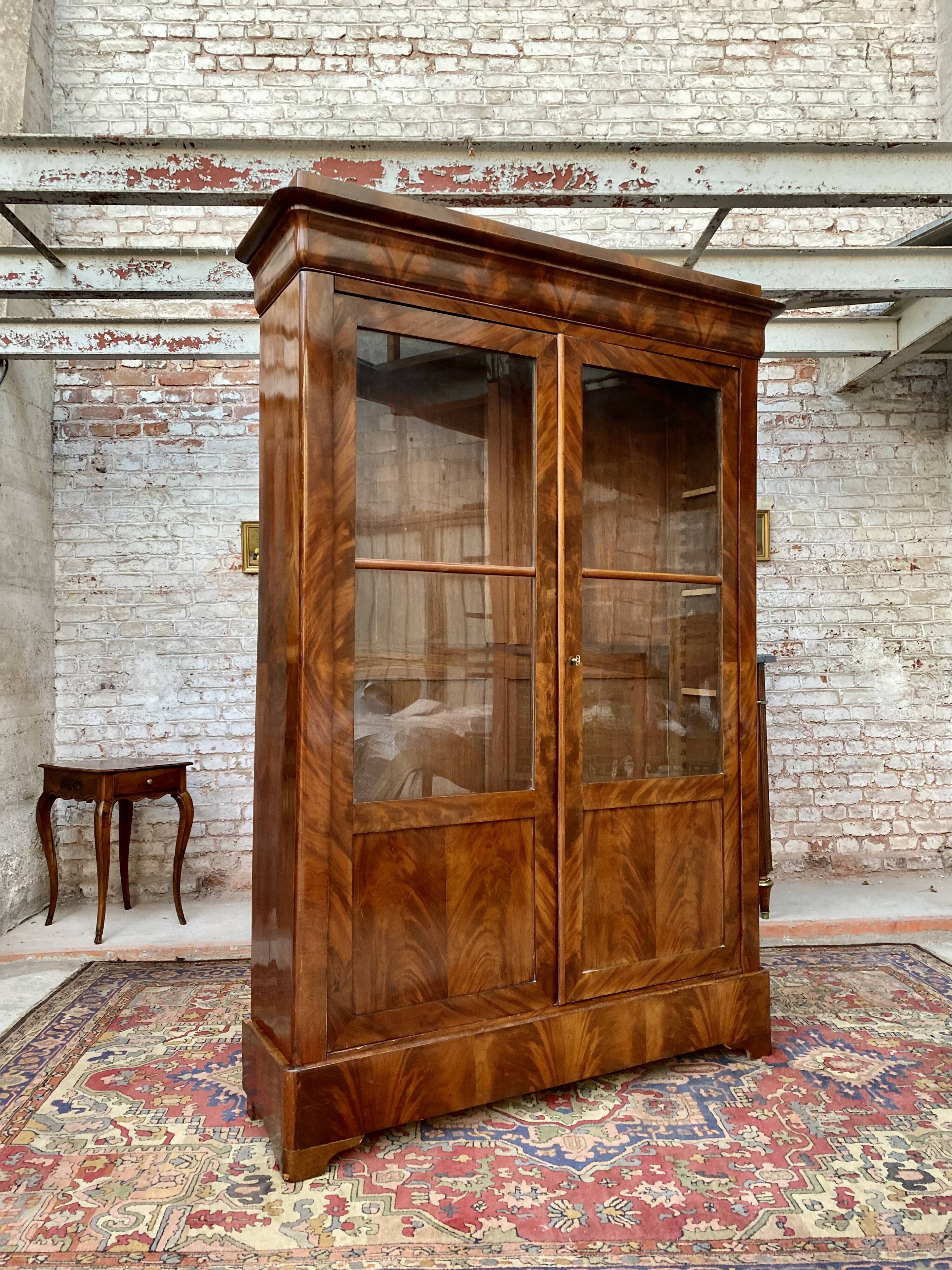 Library in mahogany flammé period Louis Philippe XIXth