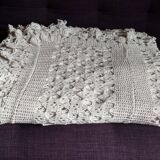 Dessus de lit  en coton blanc  point crochet à la main