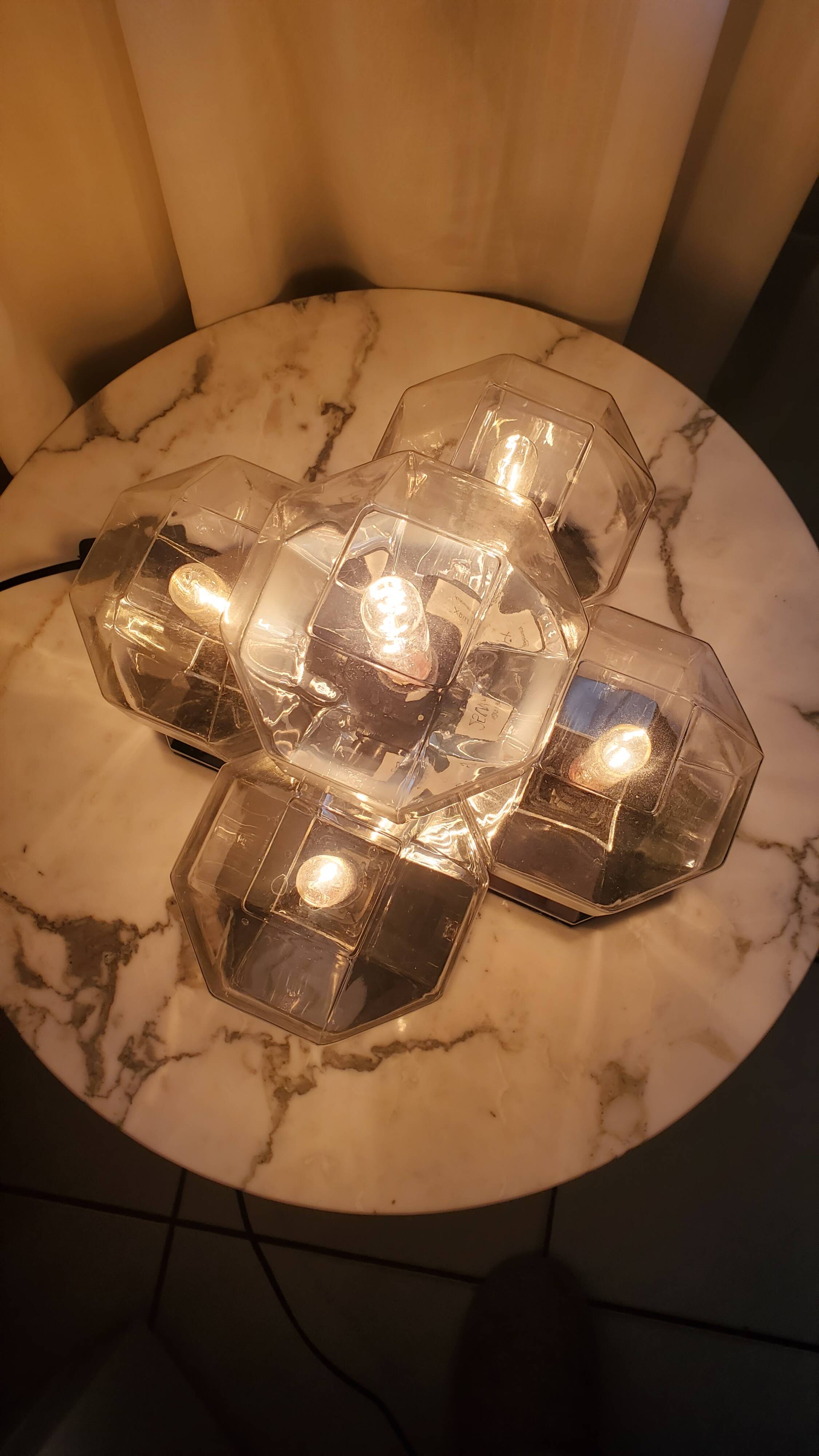 Lampe (à poser ou applique ou plafonnier)vintage de motoko ishii années 70