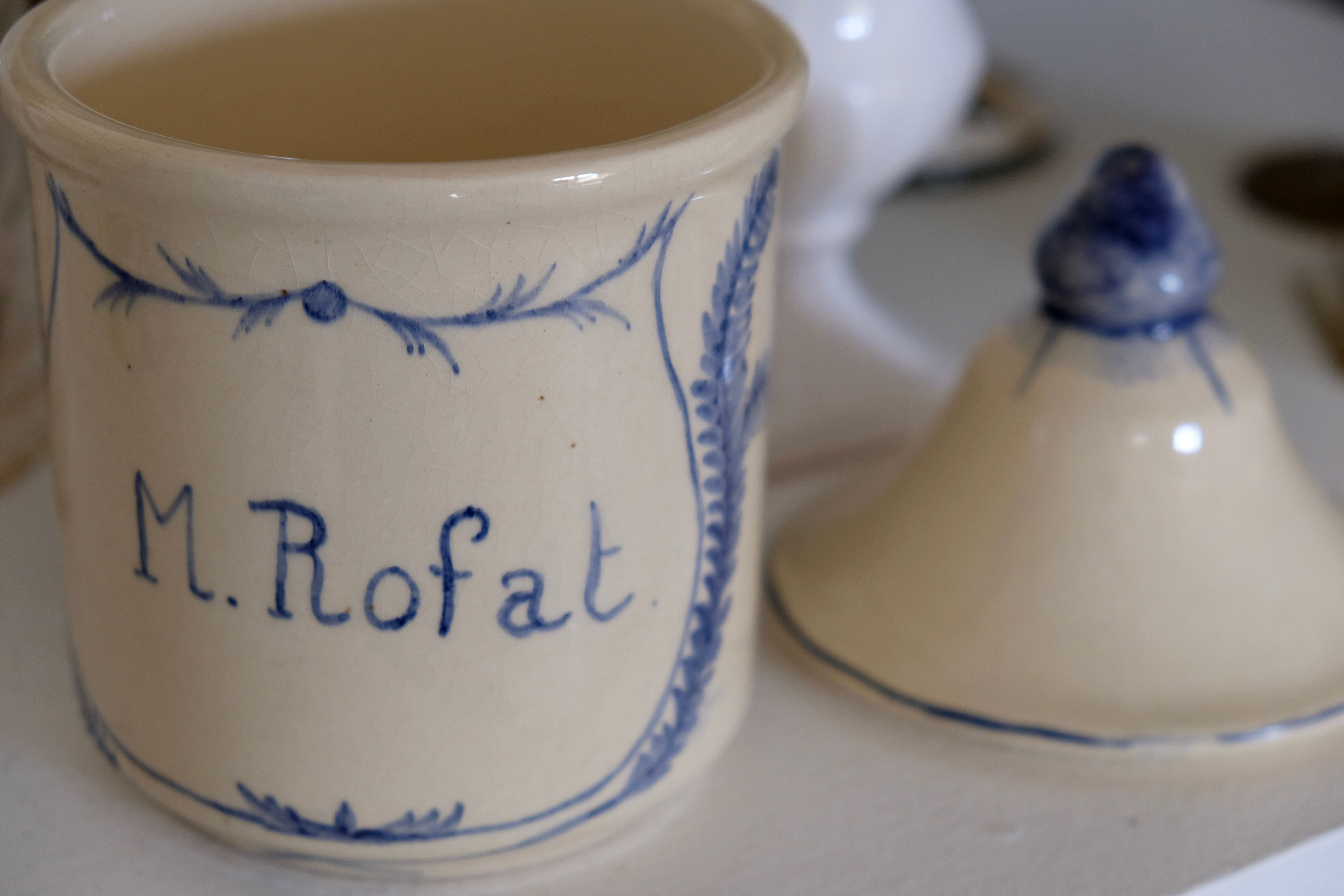 Personalized medicinal herb pot in hand-painted ceramic