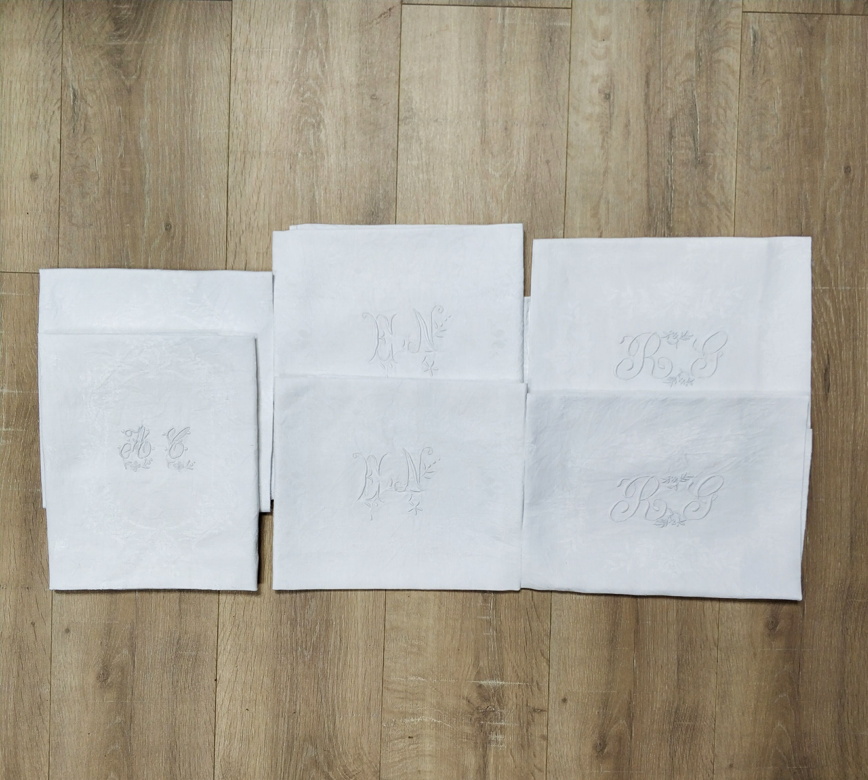 White linen towels embroidered