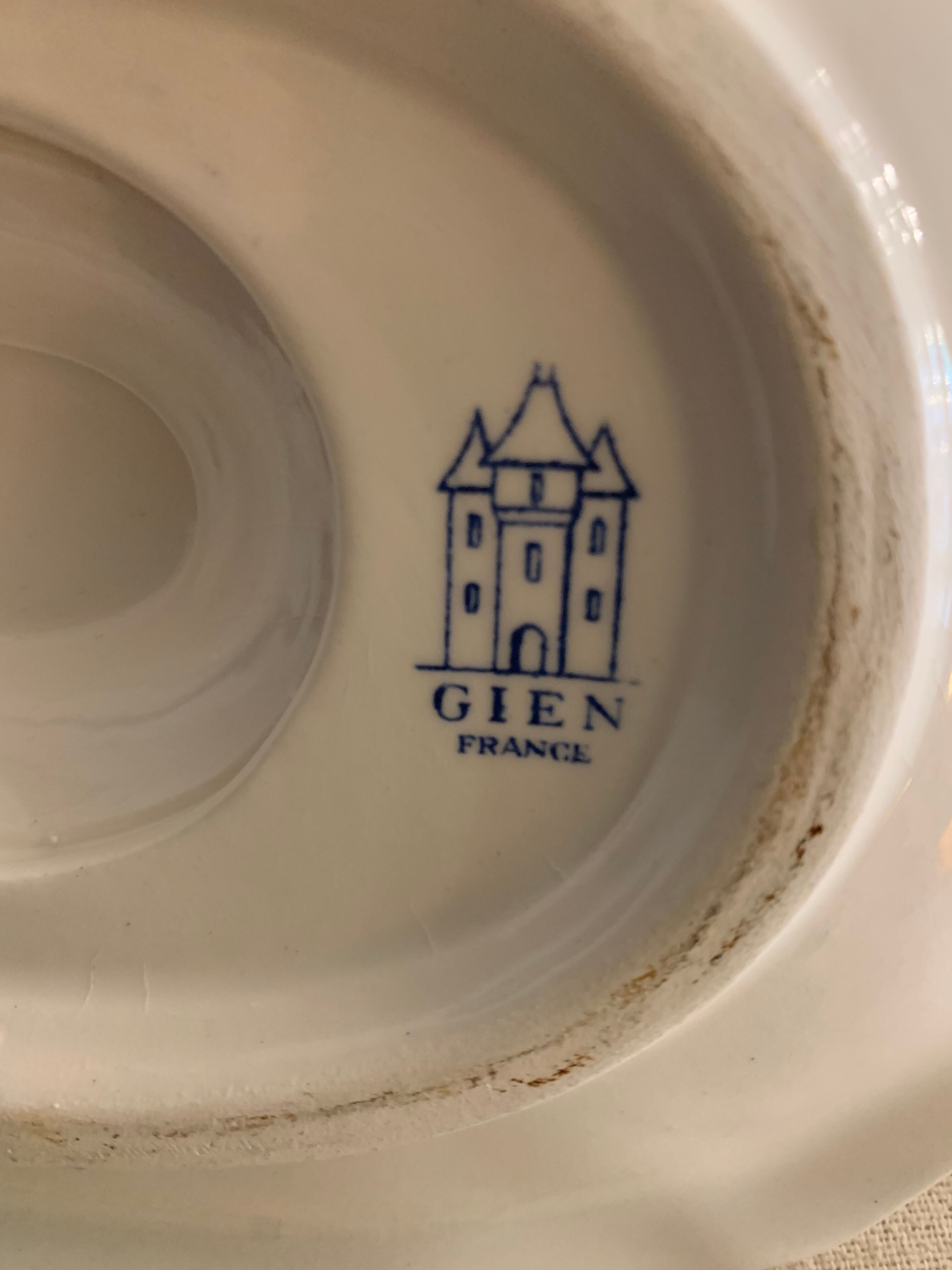 Saucière en faïence bleue et blanche Gien 1960
