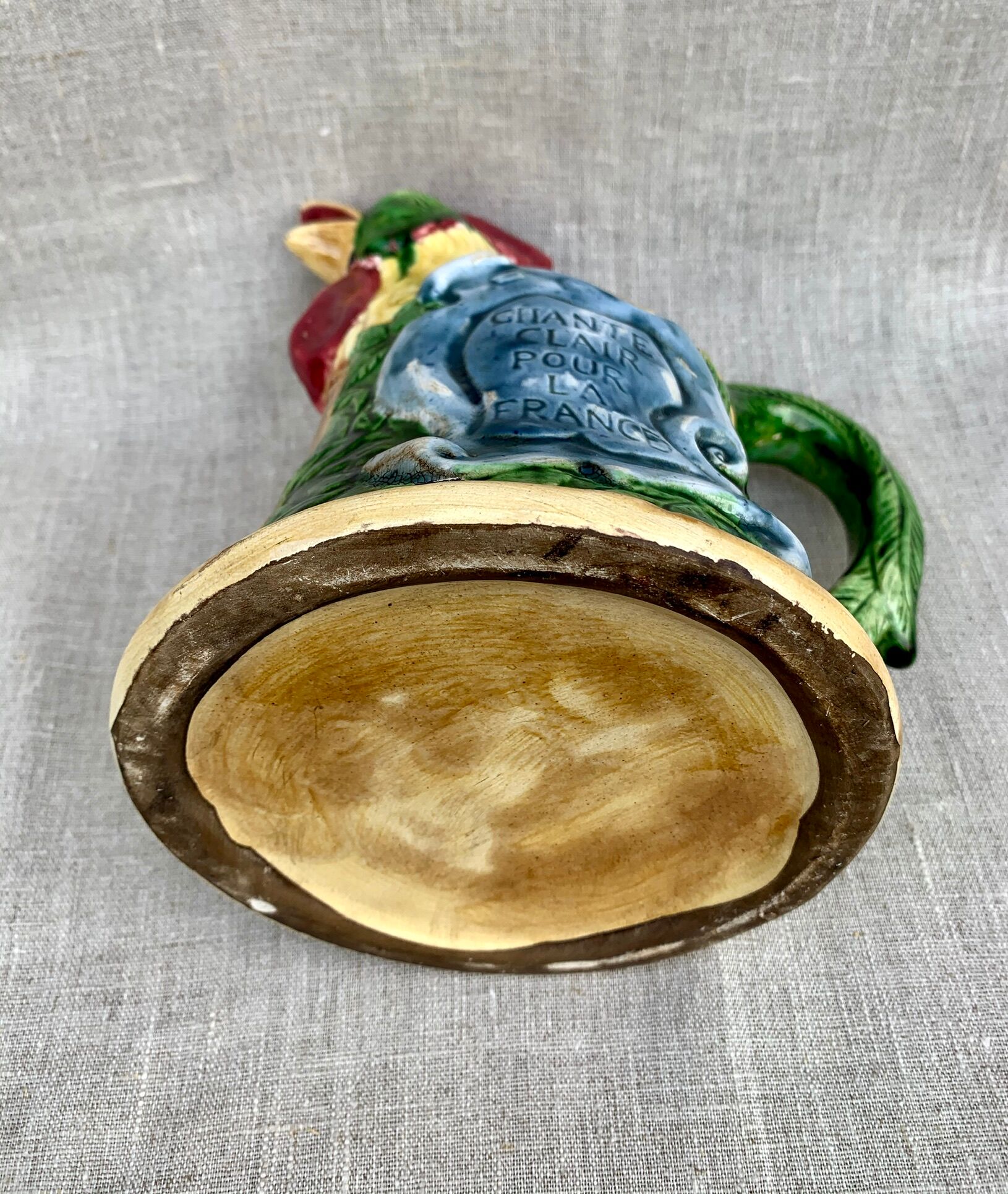 Pitcher dabs Rooster "the Gaul"