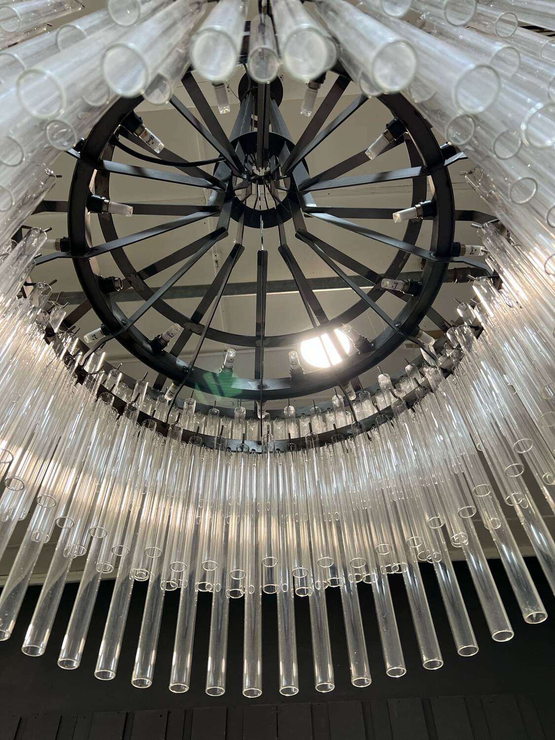 Modernist lustre