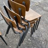 Chaises d'école