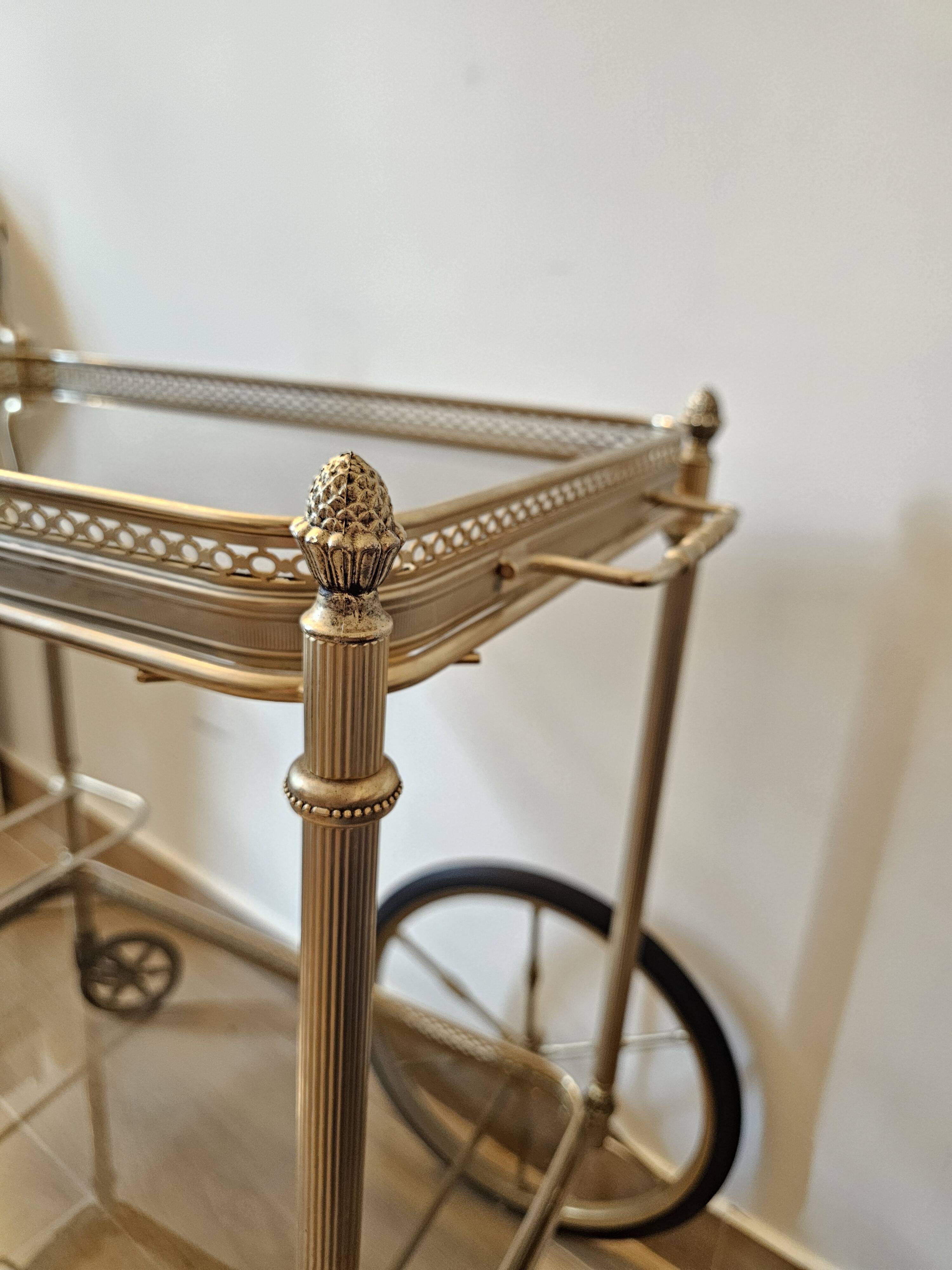 Desserte roulante vintage en laiton – Style Maison Jansen