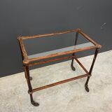 Desserte en bois et verre à roulettes