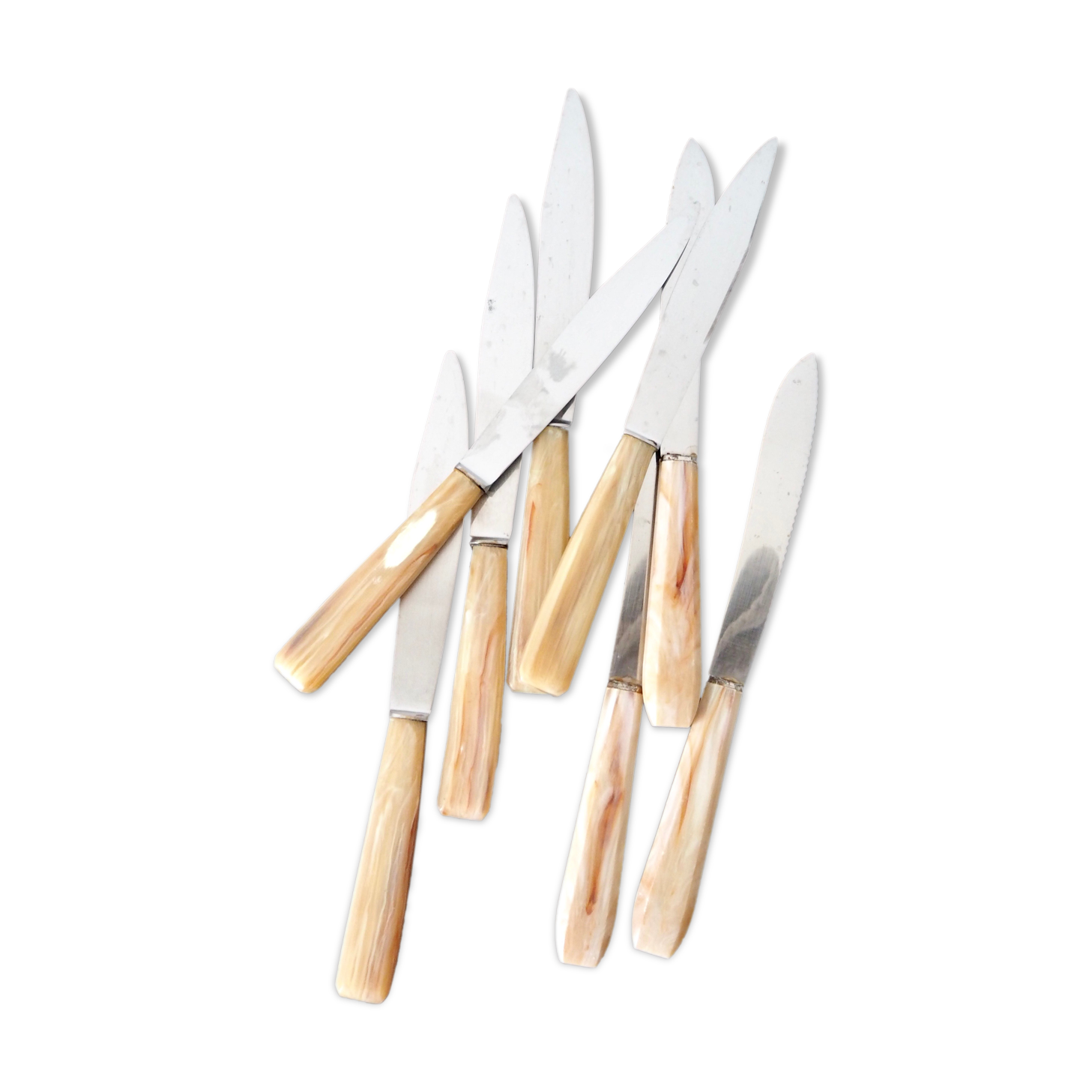 Set of 8 knives with horn handle