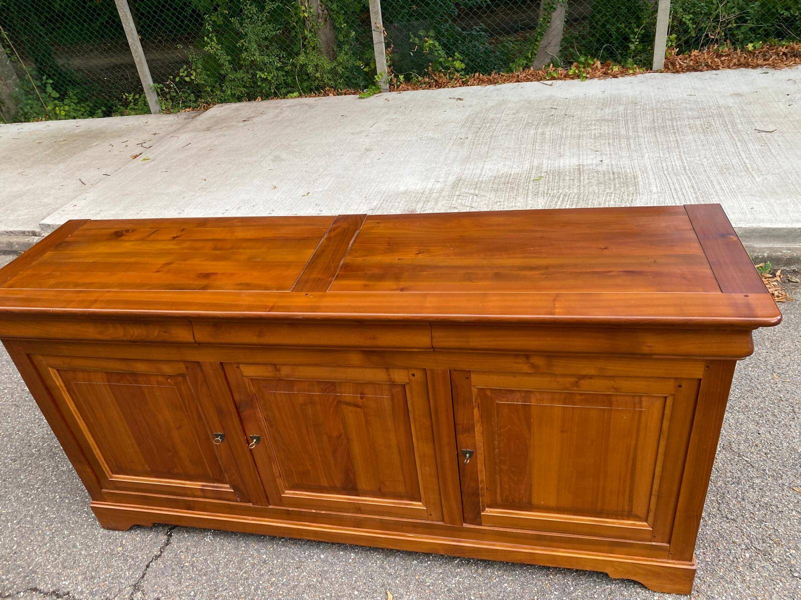 Buffet enfilade merisier massif 3 portes 3 tiroirs Louis Philippe