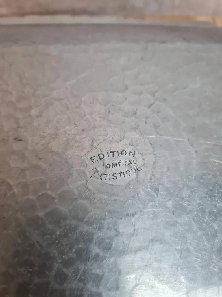 Vintage hammered aluminium tray with wooden handles – Art Deco / modernist style
