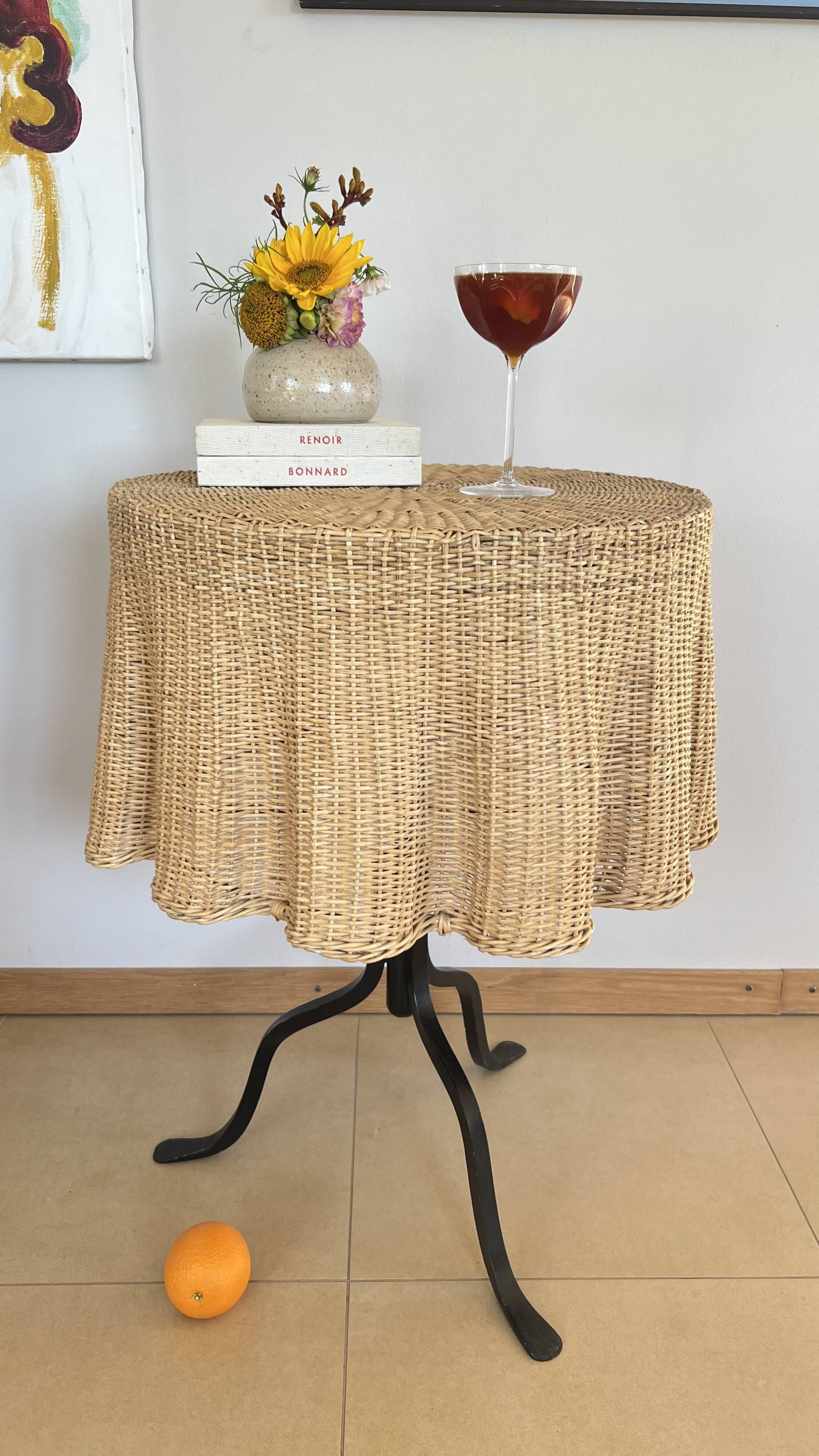 Table Trompe l’œil Ghost in Wicker