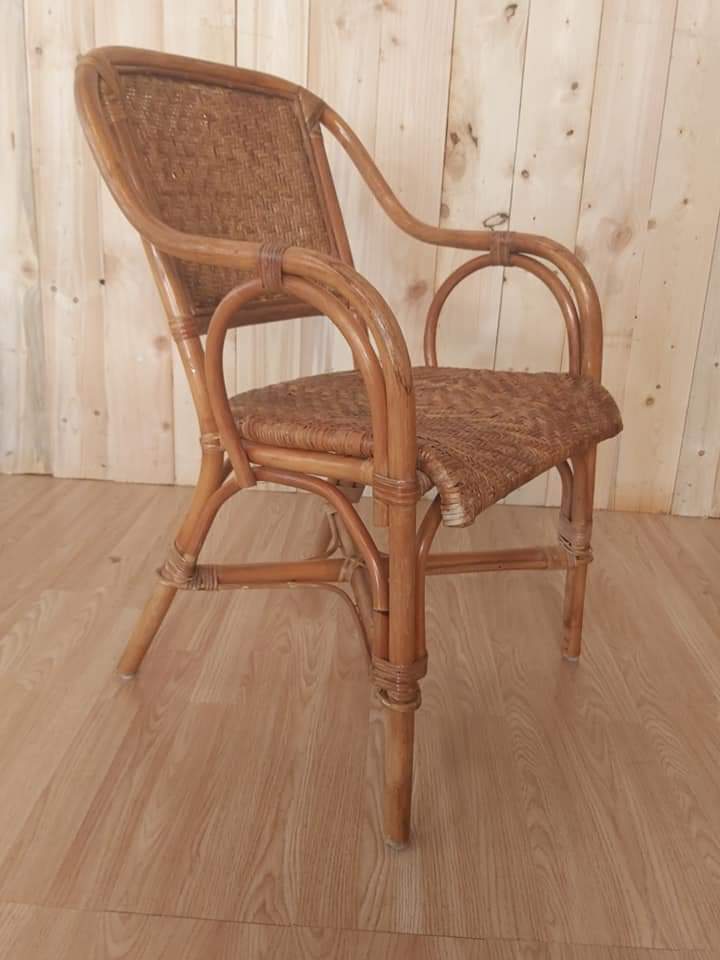 Rattan lounge set and vintage sofa