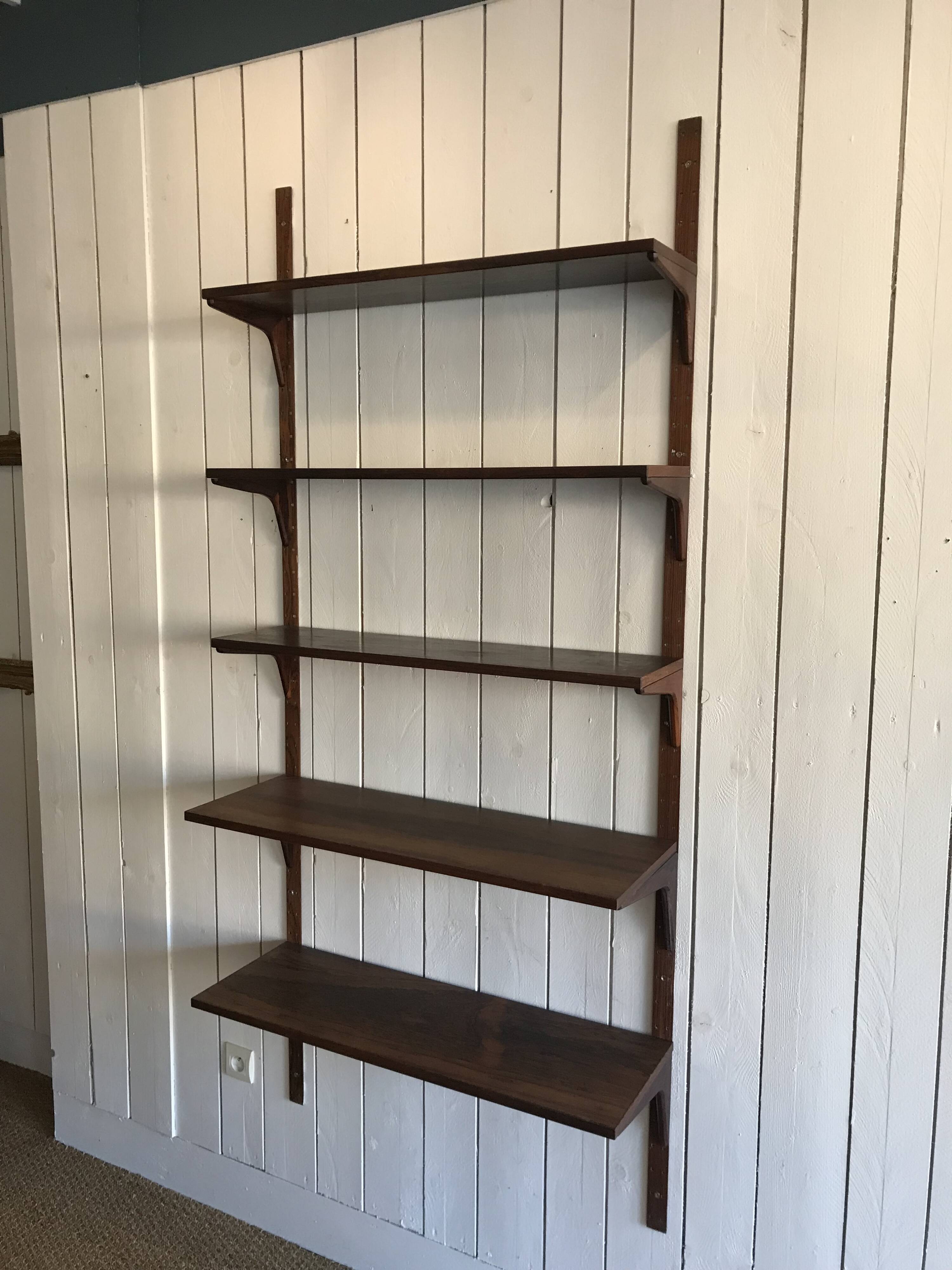 Wall shelves in rosewood by Poul Cadovius