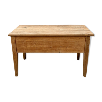 Old solid oak maie